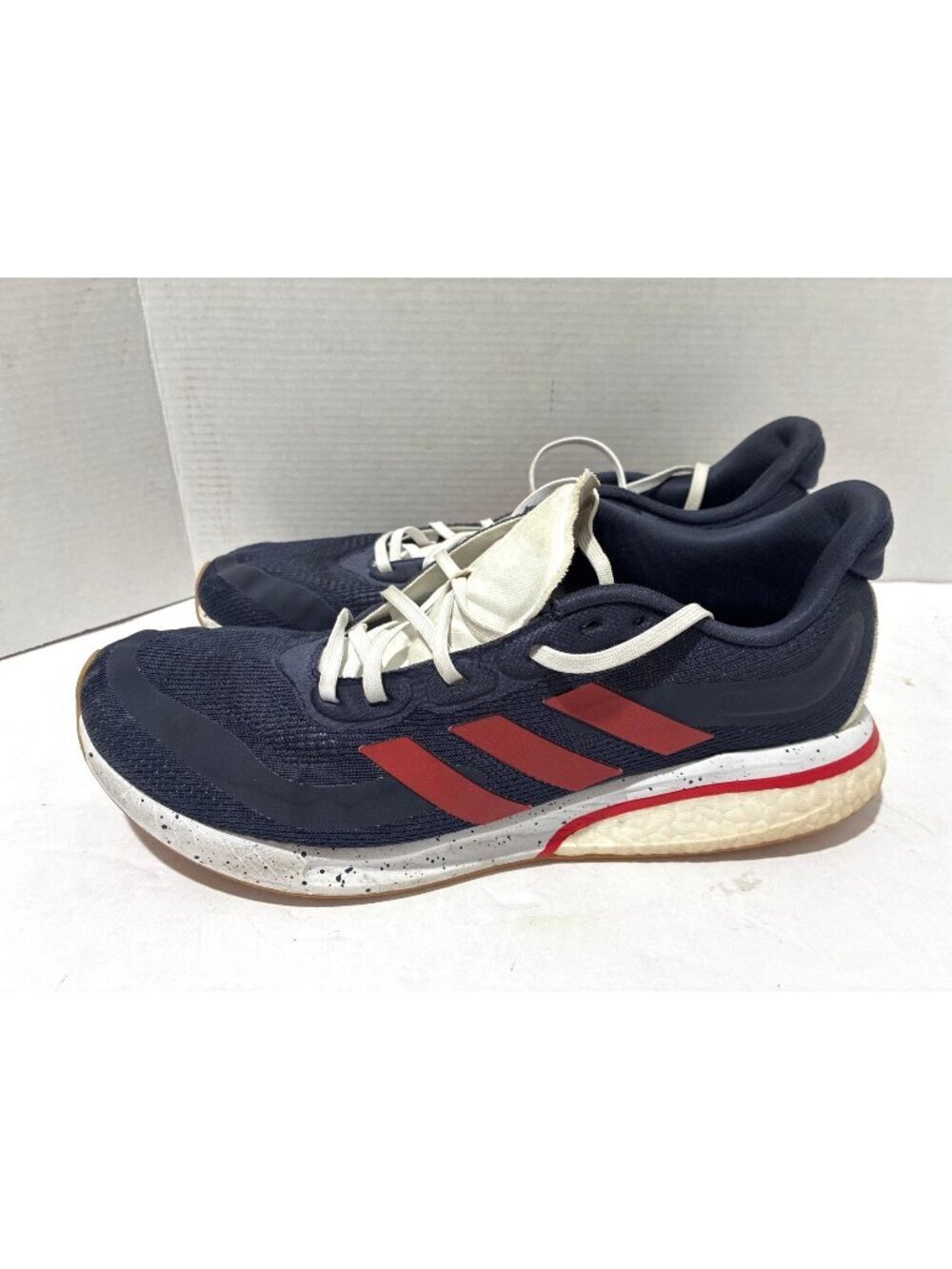 Adidas Supernova Mens running shoes Navy Vivid Red and Cloud White size 11